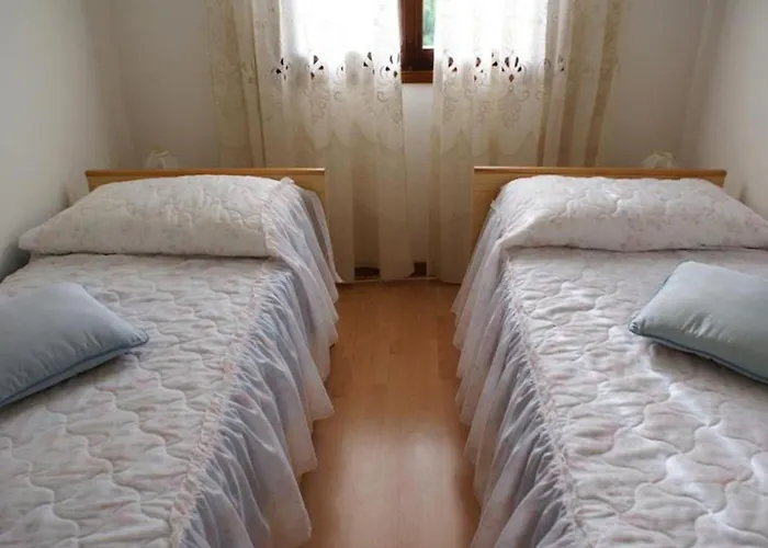 Apartament Quiet With Pool