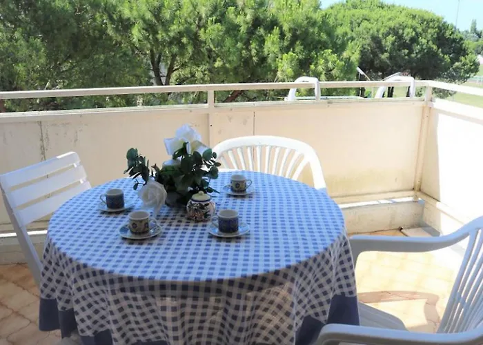 Apartament Quiet With Pool *