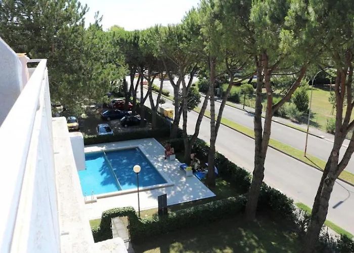 Apartament Quiet With Pool *