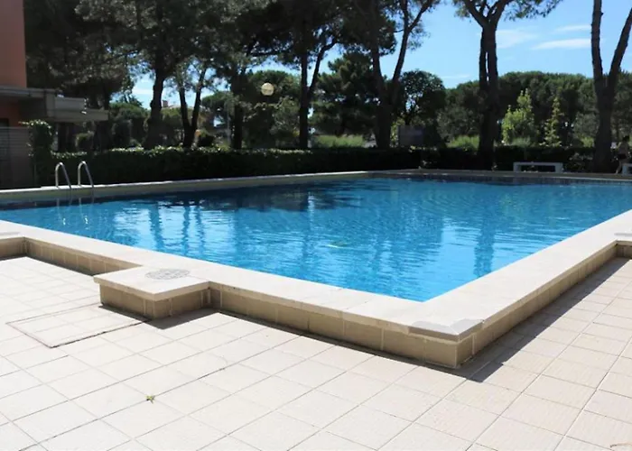 Quiet With Pool Apartament Bibione