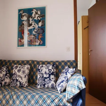 Quiet With Pool - Beahost Apartment